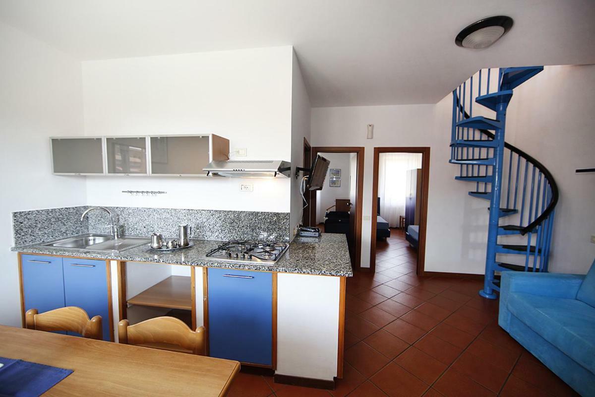 Elba Vip Aparthotel Porto Azzurro Exterior foto